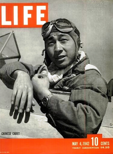  LIFE Magazine - May 4, 1942 