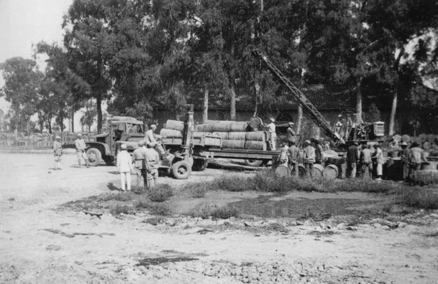 img border=0 Walter Orey's China-Burma-India Photo Album 