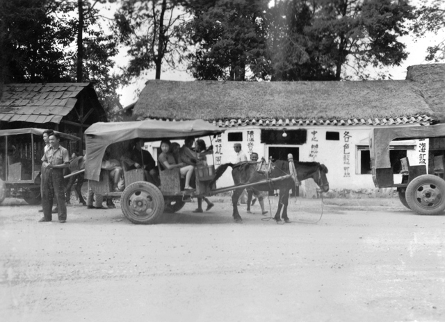  Walter Orey's China-Burma-India Photo Album 