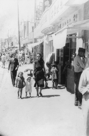  Walter Orey's China-Burma-India Photo Album 