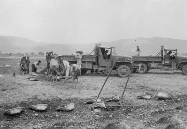  Walter Orey's China-Burma-India Photo Album 