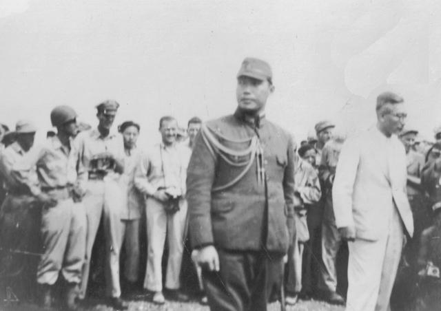  Walter Orey's China-Burma-India Photo Album 