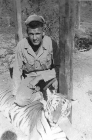  Walter Orey's China-Burma-India Photo Album 