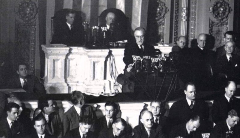  President Roosevelt delivers 'Day of Infamy' speech 